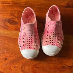 Native girl shoes size 12
